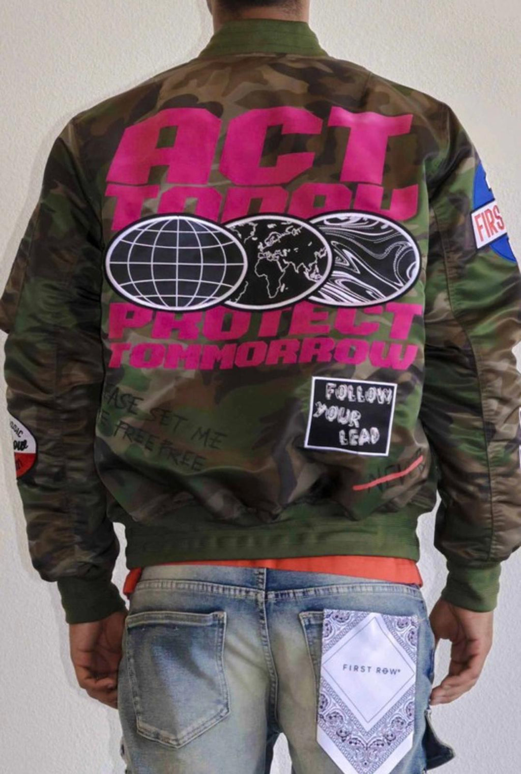 First Row  FRJ4011A Wood Camo