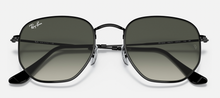 Load image into Gallery viewer, Ray-Ban RB3548 (004\71)
