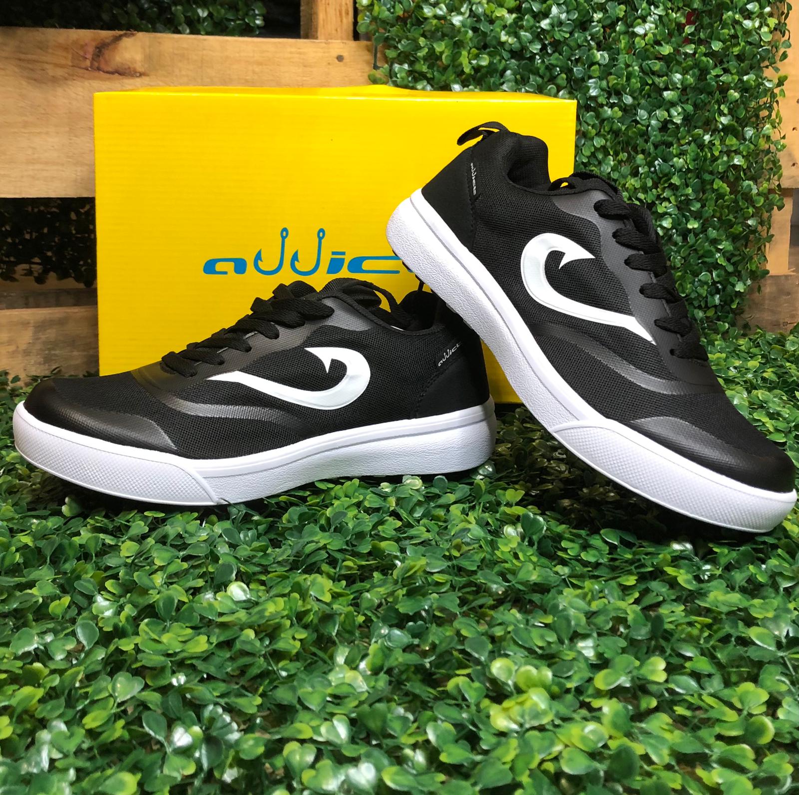 ADDICT BLACK SHOES