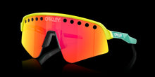 Load image into Gallery viewer, Oakley O009465 Sutro Lite Sweep (946506)
